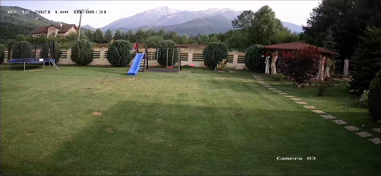 Casa Csiki Villa Rîşnov Kültér fotó
