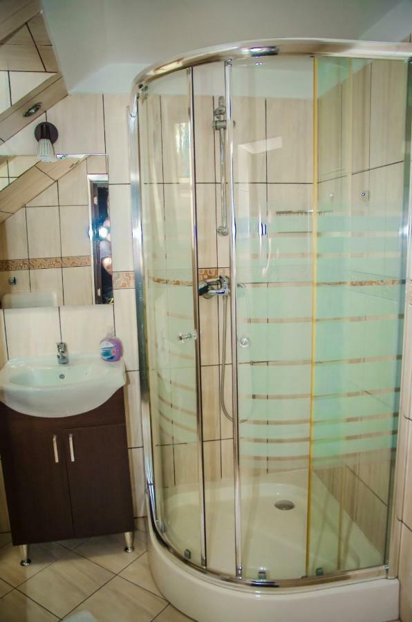 Casa Csiki Villa Rîşnov Kültér fotó